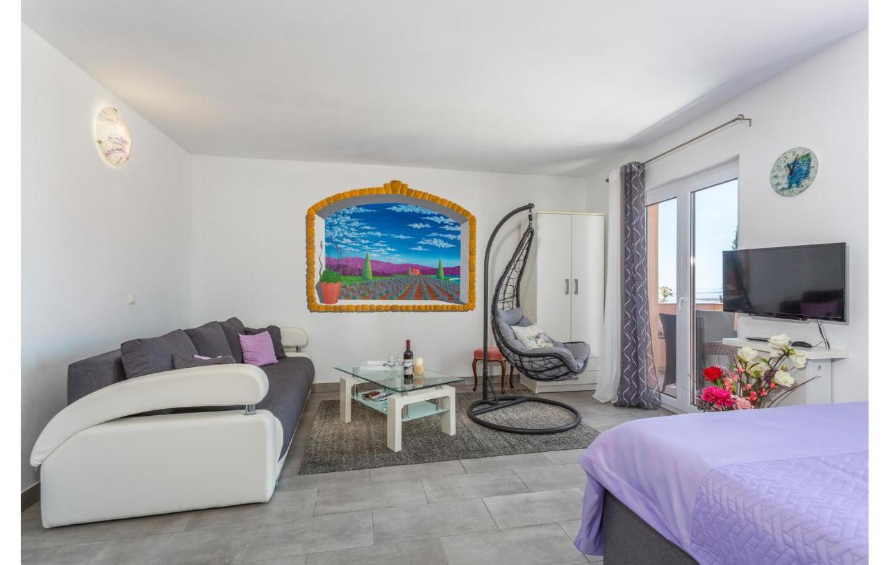 Beautiful Apartment In Stara Baska With Wifi Dış mekan fotoğraf