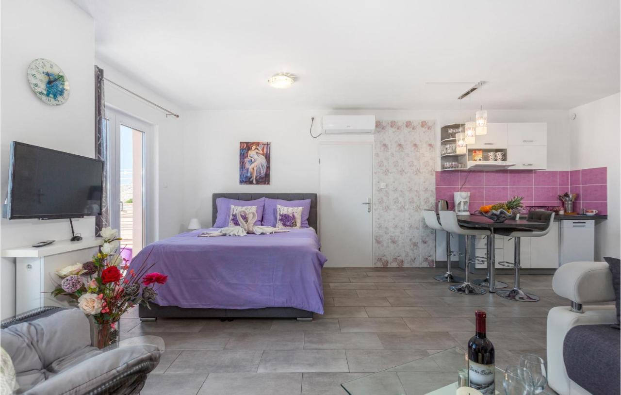 Beautiful Apartment In Stara Baska With Wifi Dış mekan fotoğraf